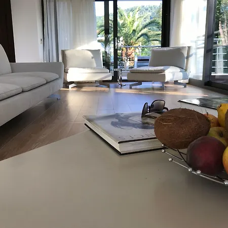 Samaya House